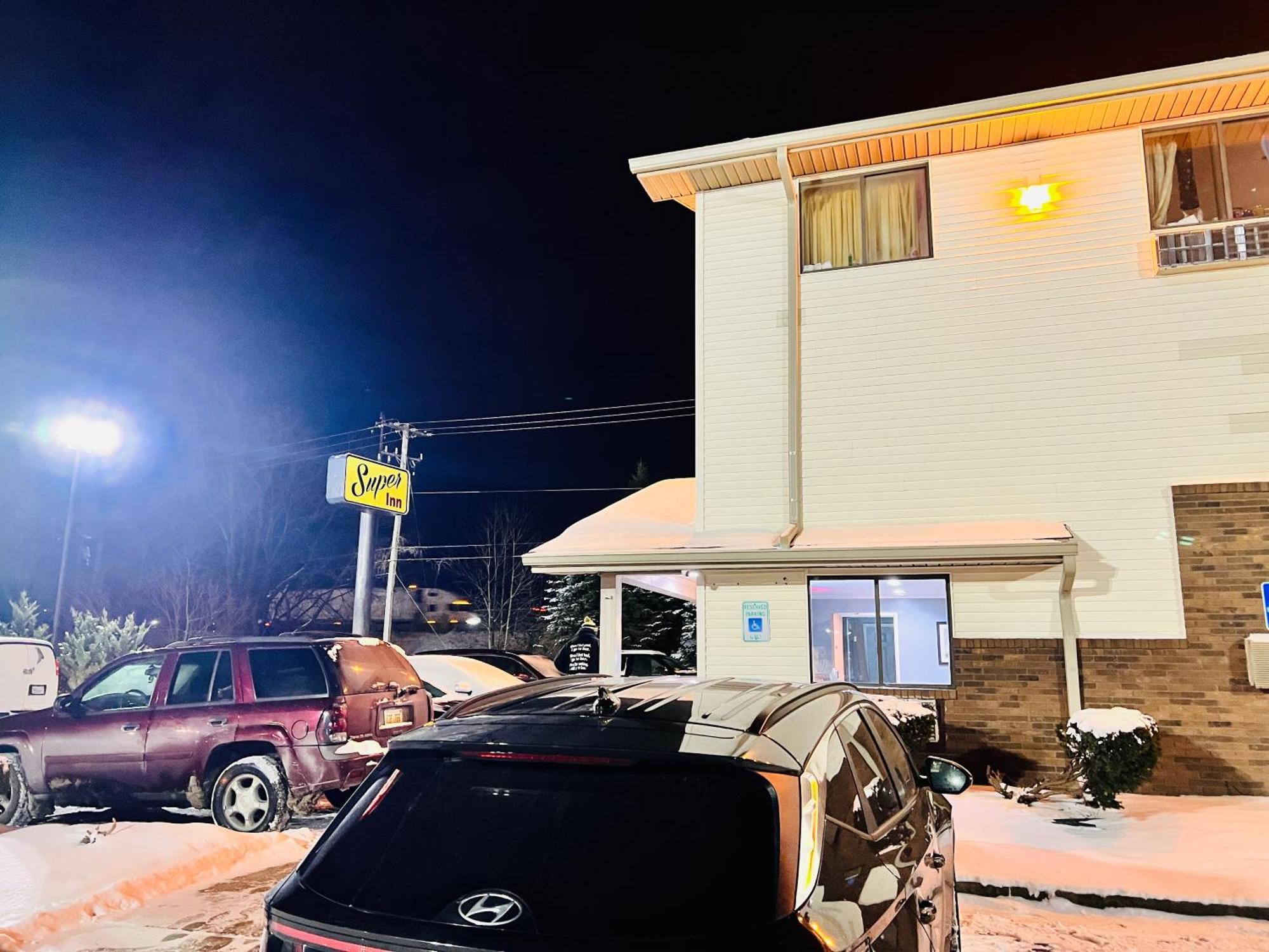 Super Inn By Oyo Lansing Mi Exterior photo
